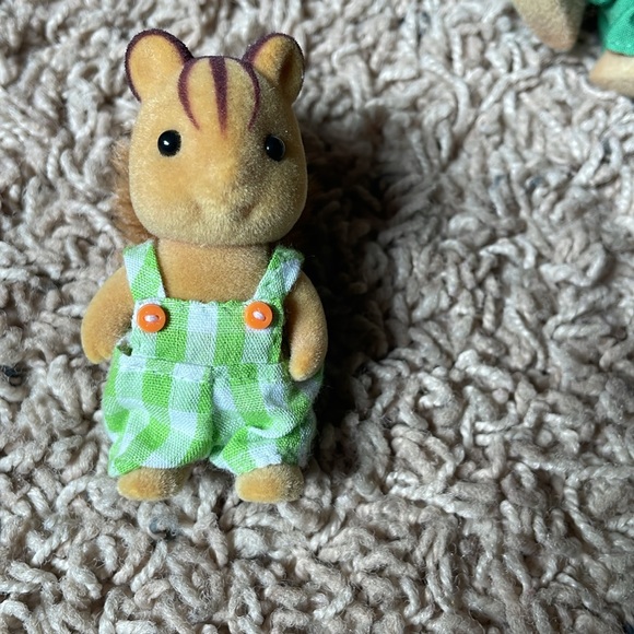 Vintage Calico Critters Sylvanian Families Furbanks Squirrel Family of four. - Picture 6 of 7
